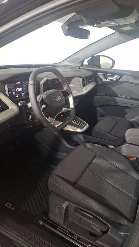 Usado Audi Q4 e-tron Sport 150 kW (204 CV) 2025 Negro SUV