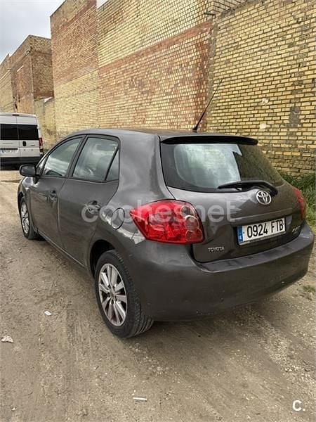 Usado Toyota Auris Sol 126 CV (92 kW) 2008 Negro Utilitario