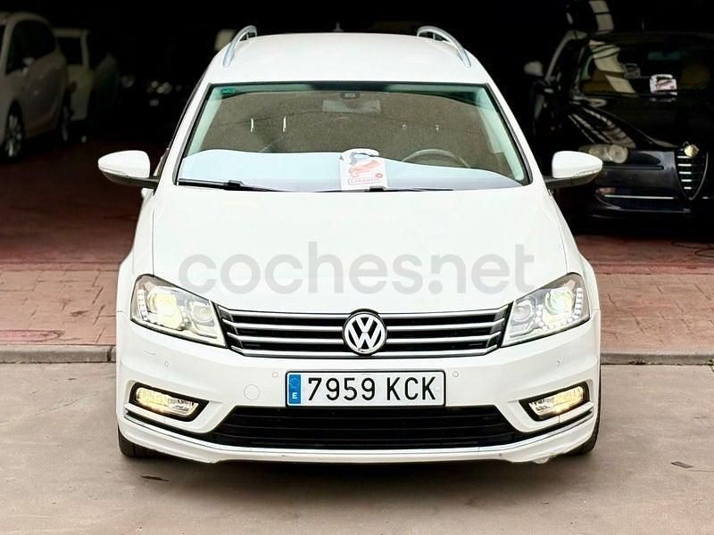 Usado VW Passat Exclusive 140 CV (102 kW) 2014 Blanco Familiar