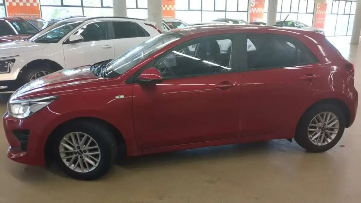 Usado Kia Rio 84 CV (61 kW) 2022 Utilitario