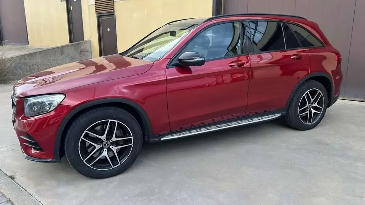 Usado Mercedes GLC220 193 CV (141 kW) 2019 Rojo SUV