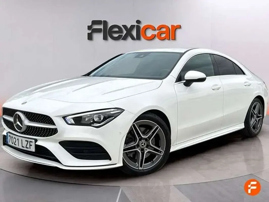 Usado Mercedes CLA200 163 CV (119 kW) 2022 Blanco Coupe