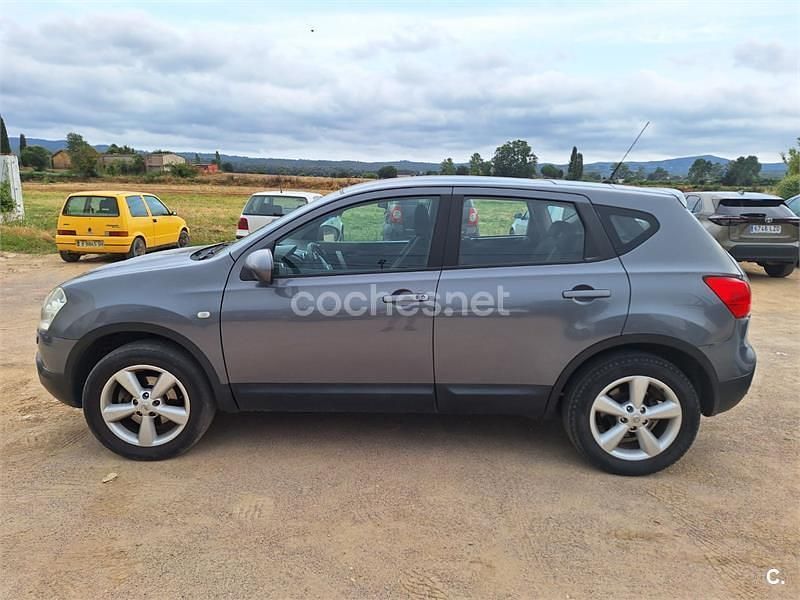 Gris / plata Usado 2008 Nissan Qashqai Acenta SUV | 6900 € (Precio justo) - Imagen 1/4