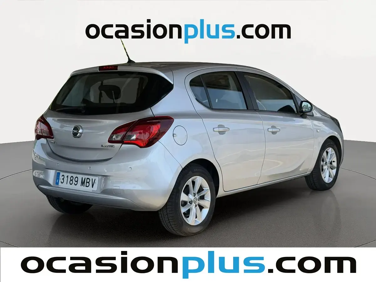 Usado Opel Corsa Business 90 CV (66 kW) 2018 Gris plata Utilitario