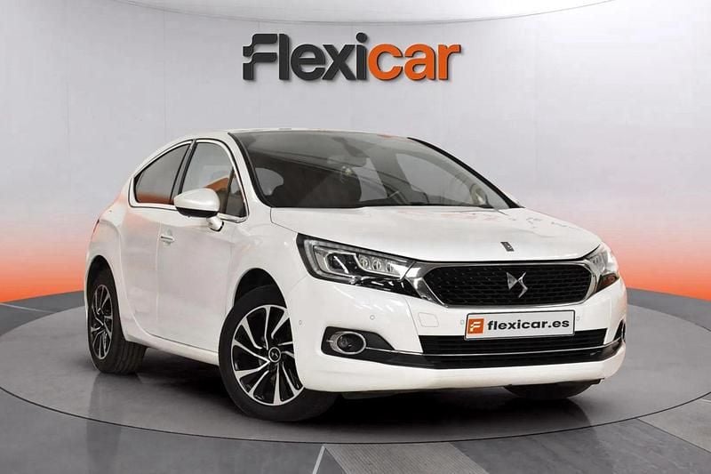 Blanco Usado 2016 DS Automobiles DS4 Style Berlina | 8490 € (Precio justo) - Imagen 1/4