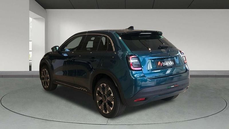 Nuevo Fiat 600 La Prima 114 kW (156 CV) 2025 Verde SUV