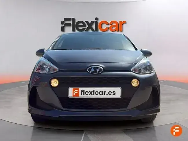 Usado Hyundai i10 GO! 66 CV (48 kW) 2018 Gris Utilitario