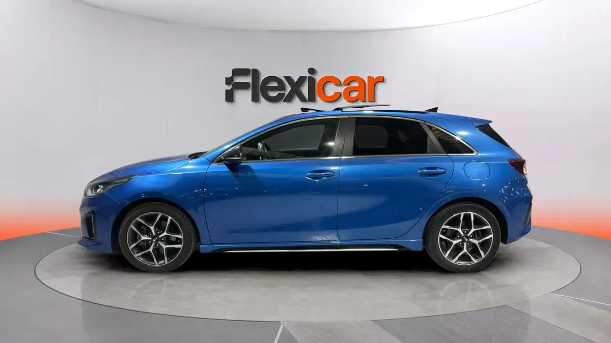Usado Kia Ceed GT GT-Line 140 CV (102 kW) 2019 Azul Berlina