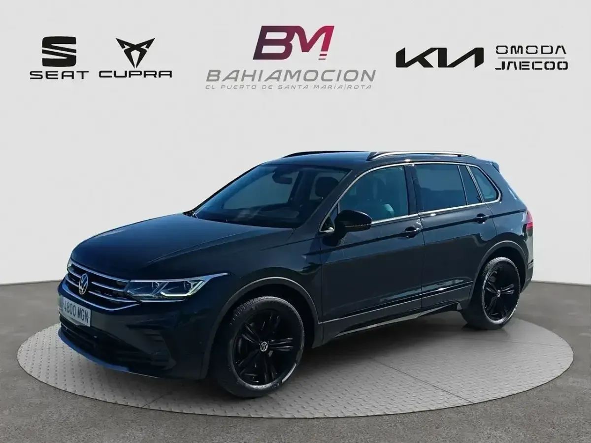 Usado VW Tiguan Sport 150 CV (110 kW) 2023 Gris SUV