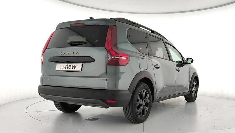Usado Dacia Jogger Extreme 140 CV (102 kW) 2025 Verde Monovolumen