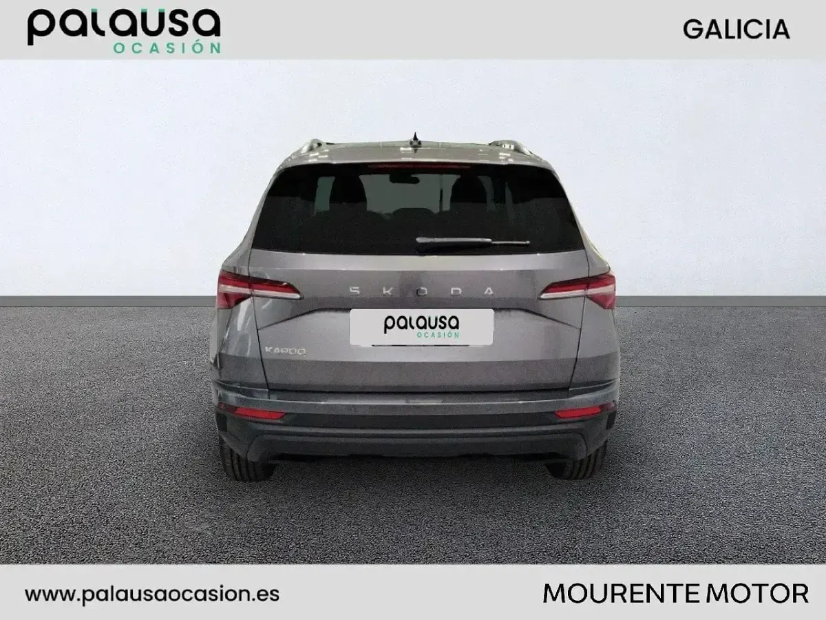 Begagnad Skoda Karoq Selection 150 HK (110 kW) 2026 Grå SUV