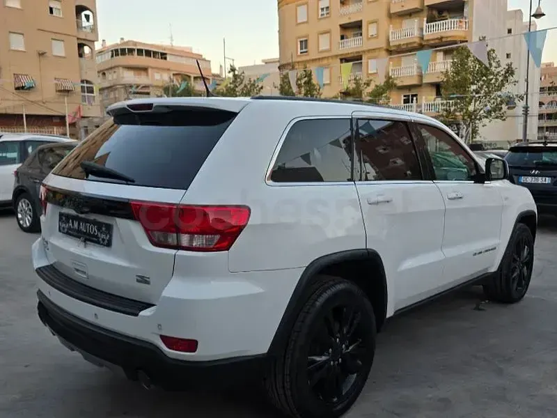 Usado Jeep Grand Cherokee Limited 241 CV (177 kW) 2013 Blanco SUV