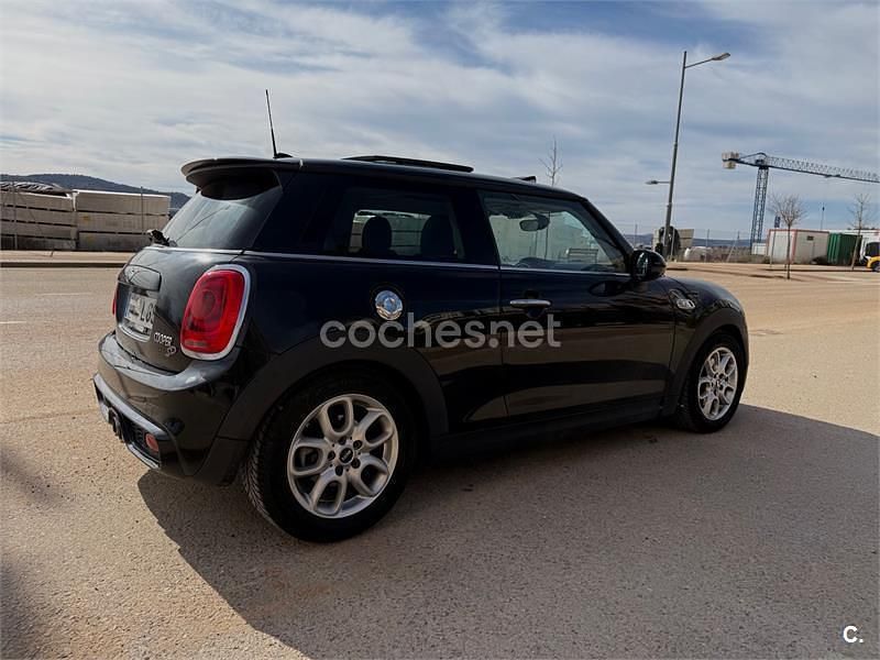 Usado Mini Cooper SD 170 CV (125 kW) 2015 Negro Utilitario