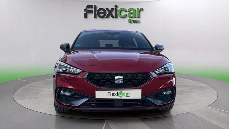 Usado Seat Leon FR 150 CV (110 kW) 2021 Rojo Berlina