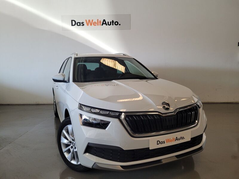 Blanco Usado 2023 Skoda Kamiq Ambition SUV | 25.100 € (Caro) - Imagen 1/4