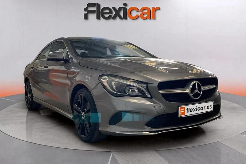 Negro Usado 2018 Mercedes CLA200 Coupe | 19.290 € (Buen precio) - Imagen 1/4