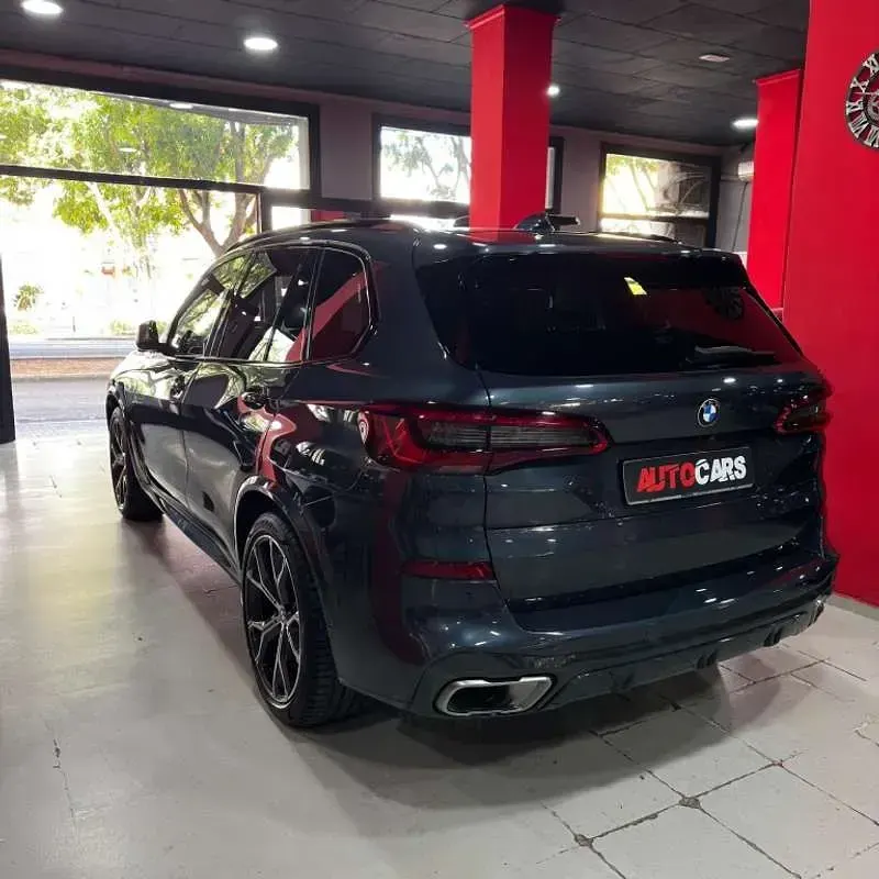 Usado BMW X5 Comfort Edition 400 CV (294 kW) 2019 Gris SUV