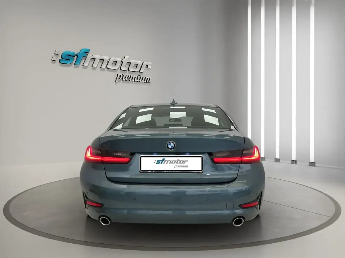 Usado BMW 320 Comfort Edition 190 CV (139 kW) 2021 Azul Berlina