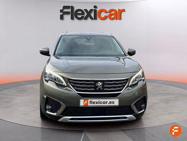 Usado Peugeot 5008 Allure 130 CV (95 kW) 2019 Marrón SUV