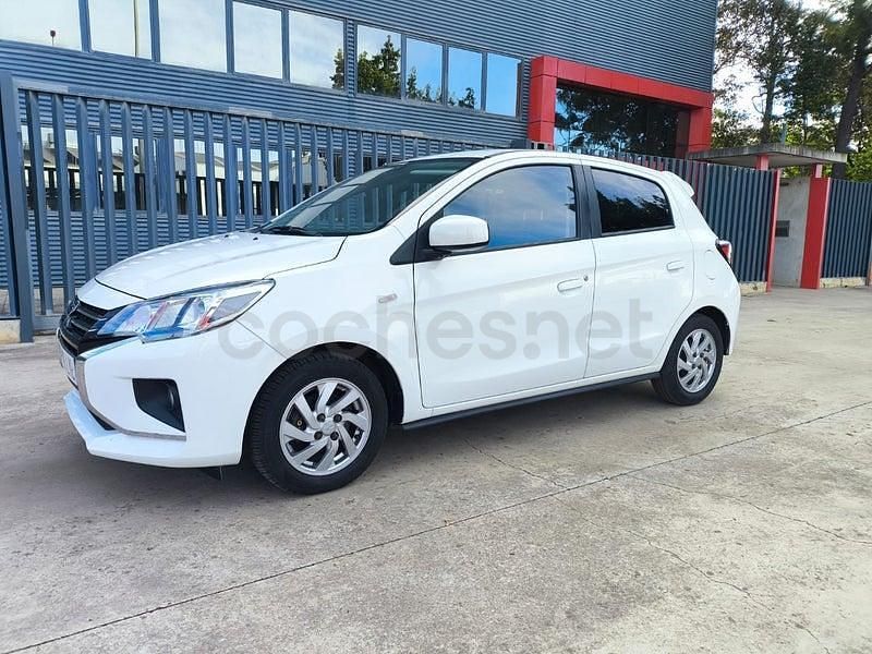 Usado Mitsubishi Space Star Motion 71 CV (52 kW) 2022 Blanco Berlina