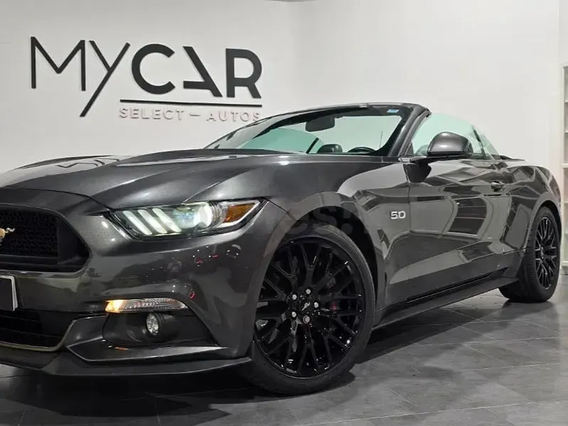Usado Ford Mustang GT 418 CV (307 kW) 2016 Gris / plata Descapotable