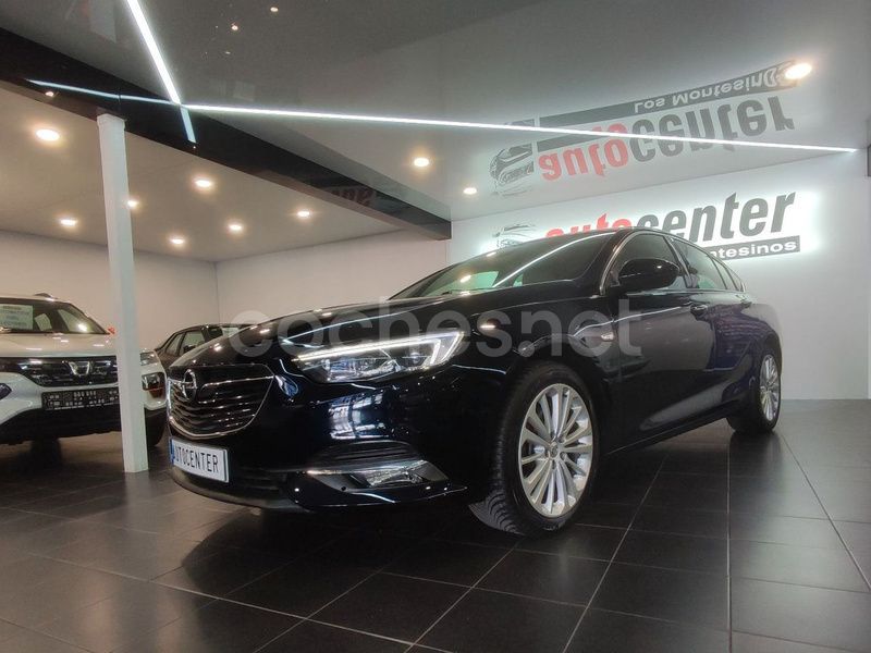 Azul Usado 2018 Opel Insignia Innovation Berlina | 16.400 € - Imagen 1/4