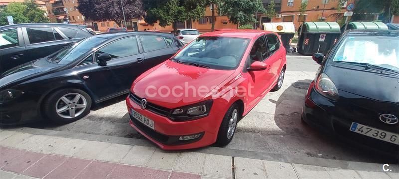 Rojo Usado 2014 VW Polo Advance Berlina | 9300 € (Buen precio) - Imagen 1/4