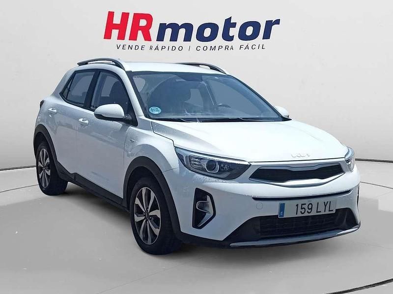 Blanco Usado 2022 Kia Stonic SUV | 13.490 € (Precio justo) - Imagen 1/4