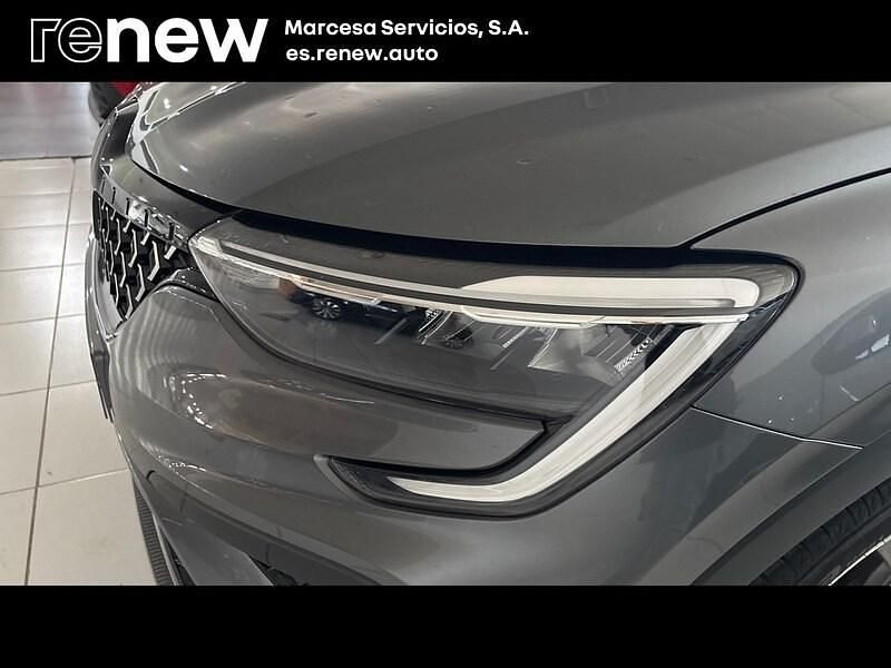 Usado Renault Arkana Techno 140 CV (102 kW) 2025 Gris SUV