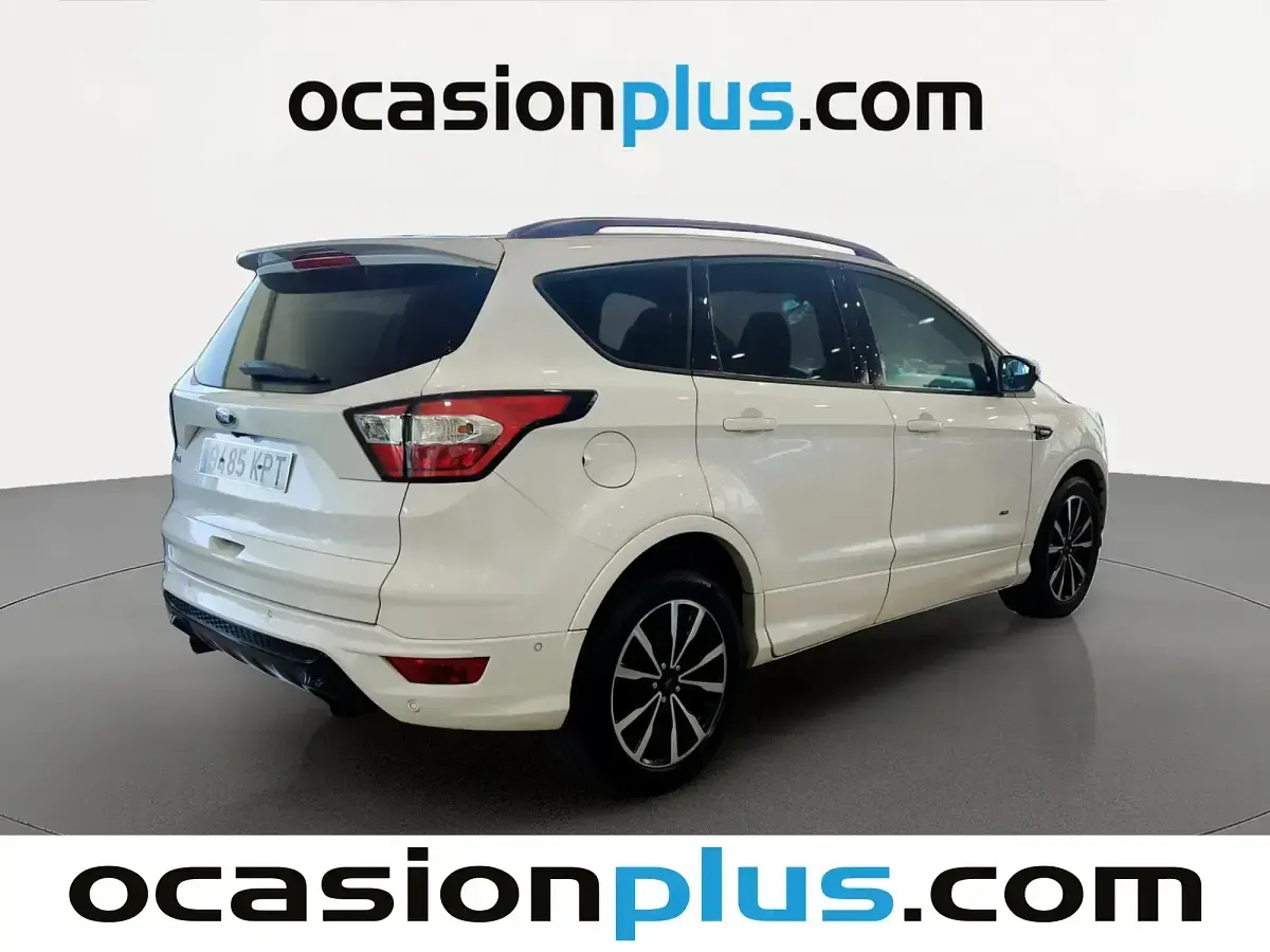 Usado Ford Kuga ST-Line 180 CV (132 kW) 2018 Blanco SUV
