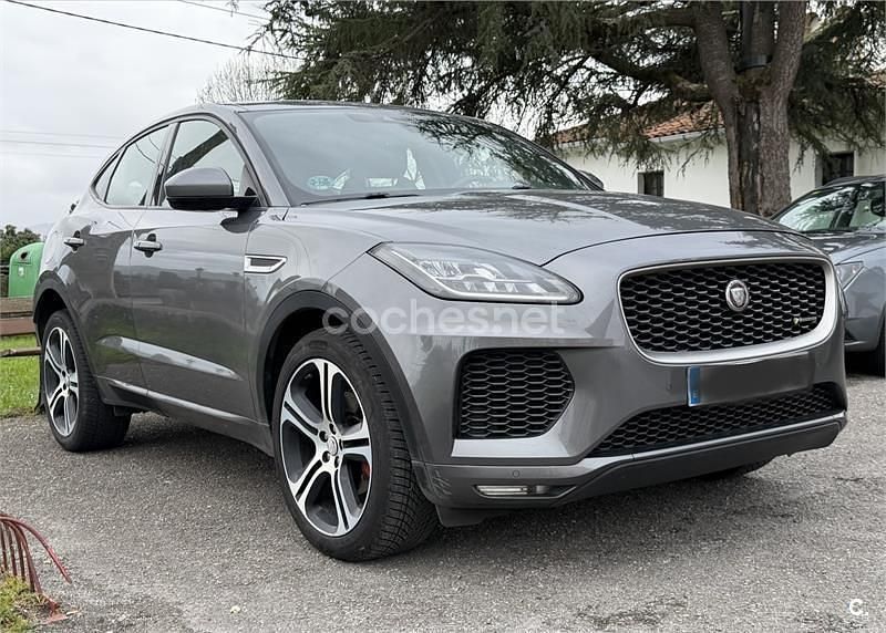 Usado Jaguar E-Pace R-Dynamic 150 CV (110 kW) 2019 Gris / plata SUV