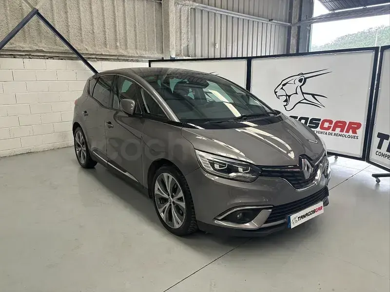 Usado Renault Scénic IV LIMITED 150 CV (110 kW) 2020 Gris / plata Monovolumen