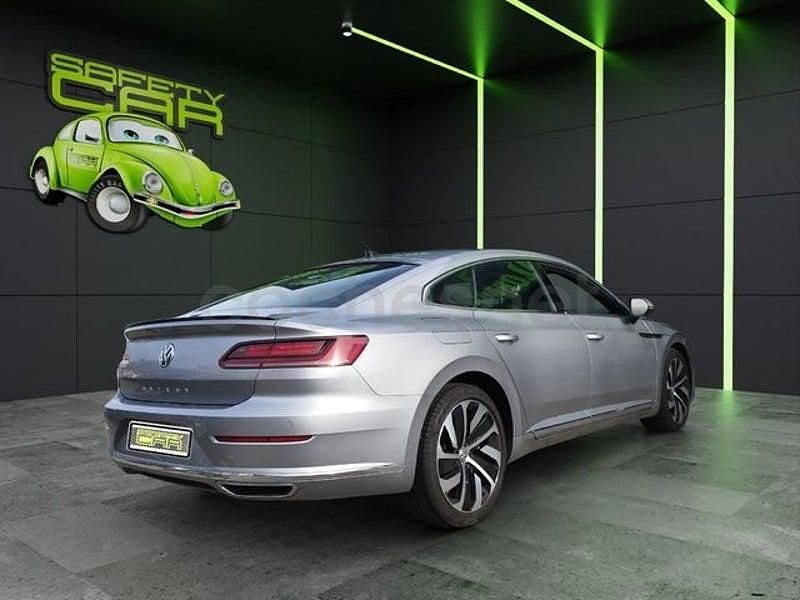 Usado VW Arteon R-line 190 CV (139 kW) 2020 Gris / plata Berlina