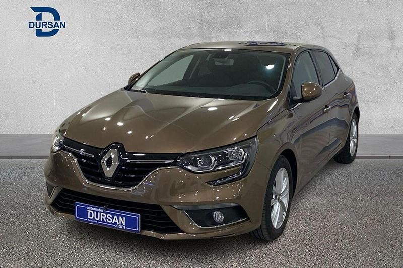 Usado Renault Mégane IV LIMITED 132 CV (97 kW) 2018 Marrón Utilitario