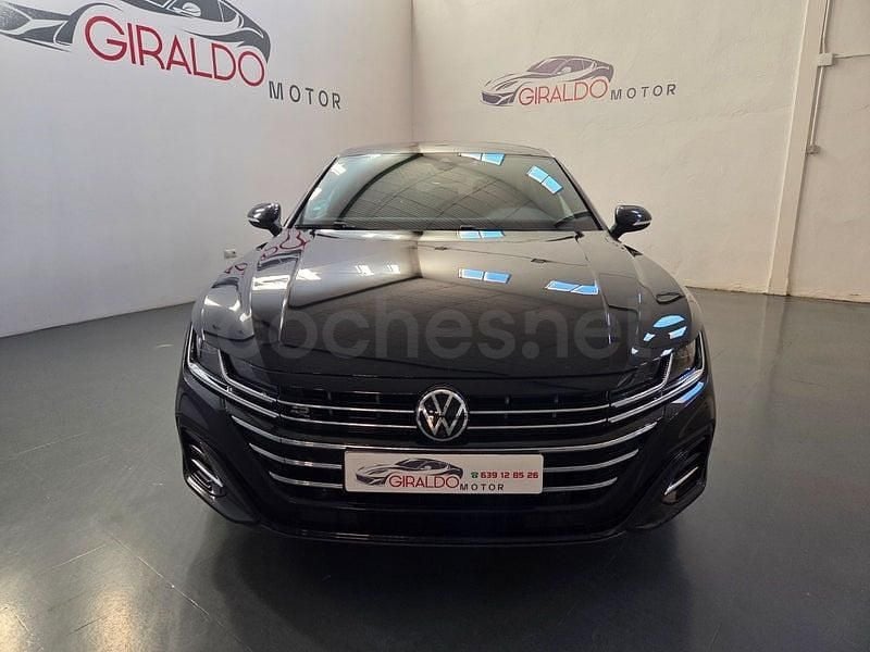 Usado VW Arteon R-line 150 CV (110 kW) 2023 Negro Familiar