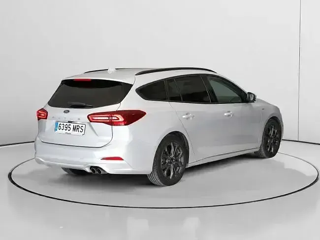 Usado Ford Focus ST-Line 125 CV (91 kW) 2024 Gris