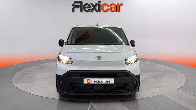 Usado Toyota Proace City City 102 CV (75 kW) 2024 Blanco Monovolumen