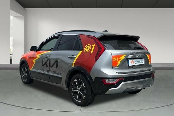 Usado Kia Niro 184 CV (135 kW) 2024 Gris SUV