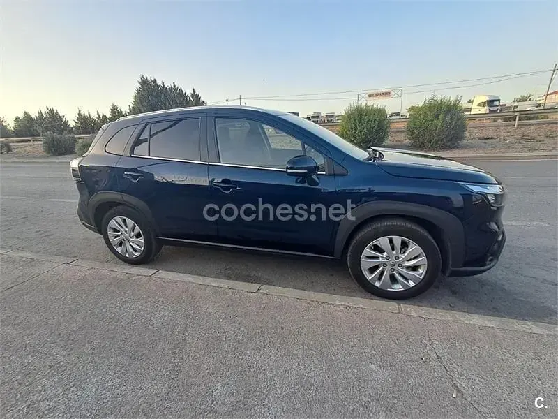 Usado Suzuki SX4 S-Cross 116 CV (85 kW) 2024 Azul SUV