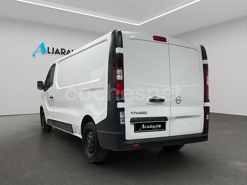 Usado Opel Vivaro 145 CV (106 kW) 2018 Gris / plata Monovolumen