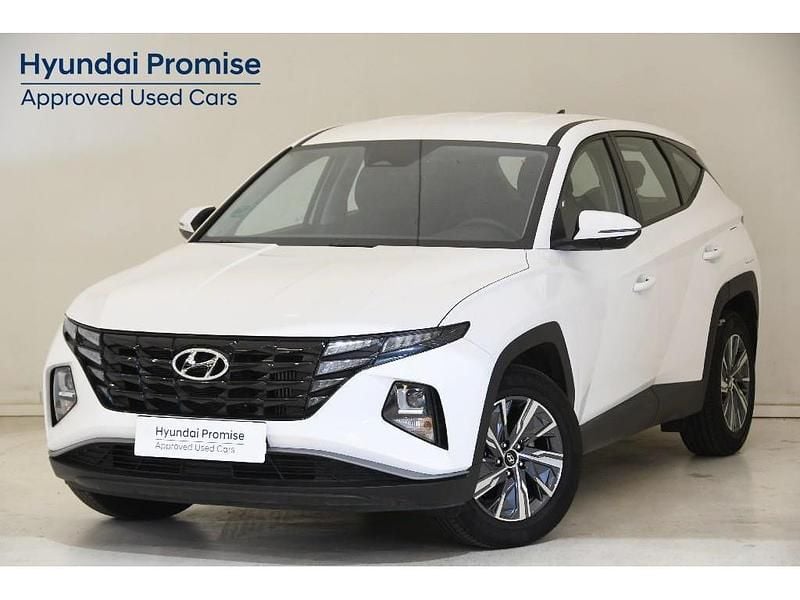 Atlas white Usado 2024 Hyundai Tucson SUV | 21.400 € (Buen precio) - Imagen 1/4