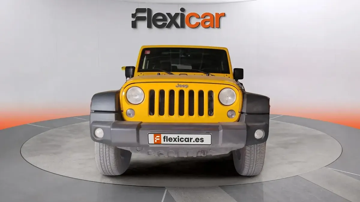 Käytetty Jeep Wrangler Unlimited 199 HP (146 kW) 2019 Keltainen Katumaasturi