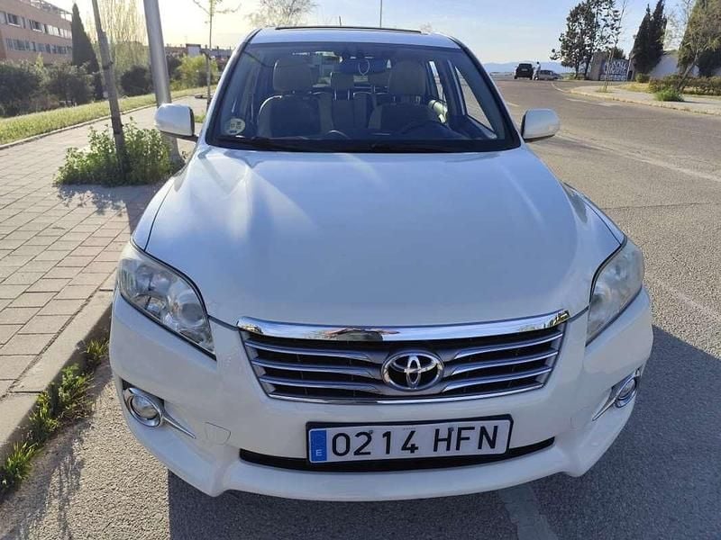 Usado Toyota RAV4 Executive 150 CV (110 kW) 2011 Blanco SUV