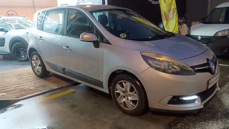 Usado Renault Scénic III Expression 110 CV (80 kW) 2013 Gris Monovolumen
