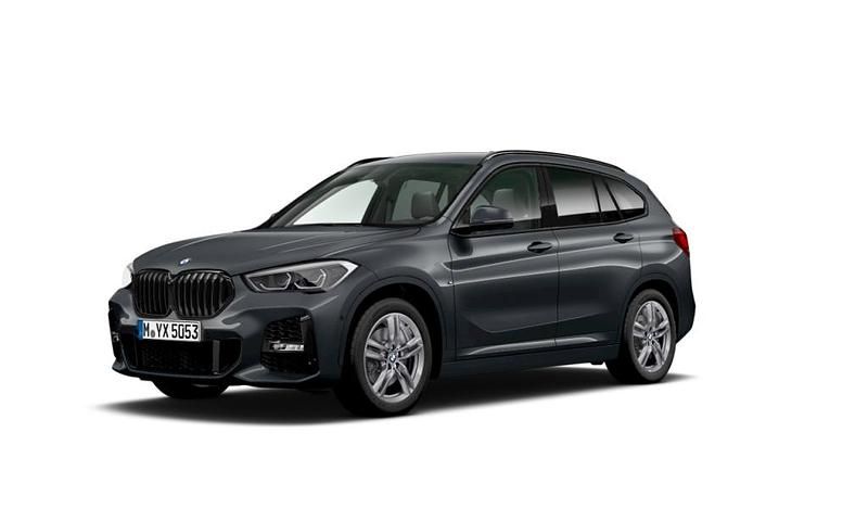 Usado BMW X1 Comfort Edition 150 CV (110 kW) 2021 Gris SUV