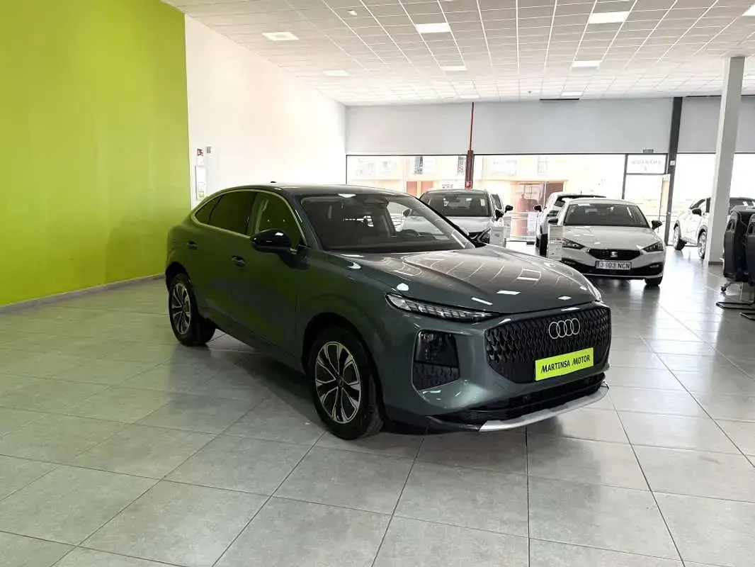 Usado Audi Q3 Sportback Advanced 150 CV (110 kW) 2026 Verde SUV