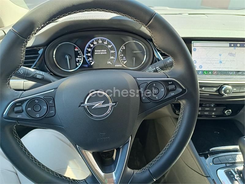 Usado Opel Insignia Excellence 165 CV (121 kW) 2020 Beige Berlina