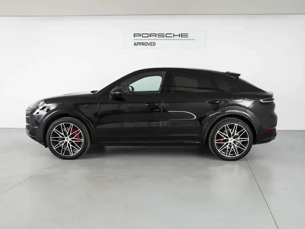 Usado Porsche Cayenne S E-Hybrid Black Edition 519 CV (381 kW) 2025 Negro SUV