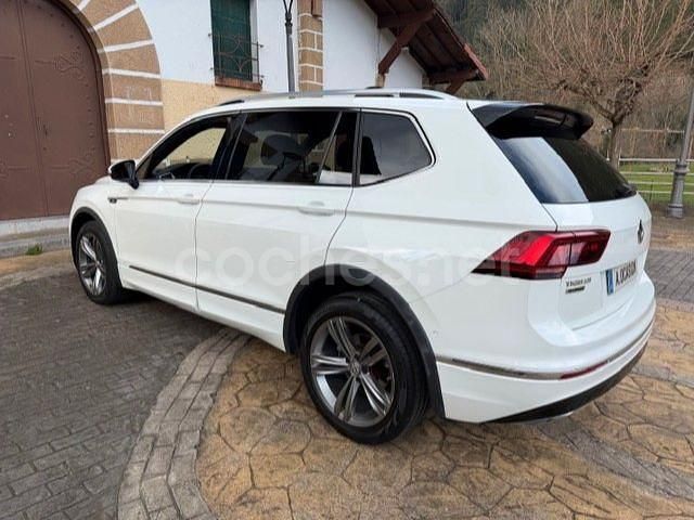 Usado VW Tiguan Allspace Sportline 190 CV (139 kW) 2018 Blanco SUV