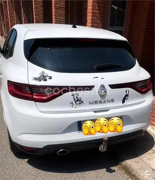 Usado Renault Mégane Zen 130 CV (95 kW) 2017 Blanco Berlina